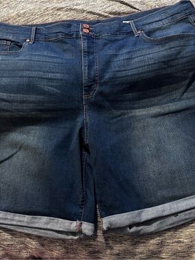 Code Bleu Women's Dark Blue Denim Shorts 24W